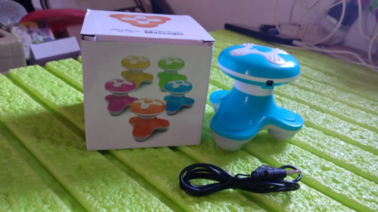 Triangle USB Mini Massager – Multifunction, Automatic Switch, Fatigue Relief (1 Pc/ Battery Not Included) Triangle USB Mini Massager – Multifunction, Automatic Switch, Fatigue Relief (1 Pc/ Battery Not Included)